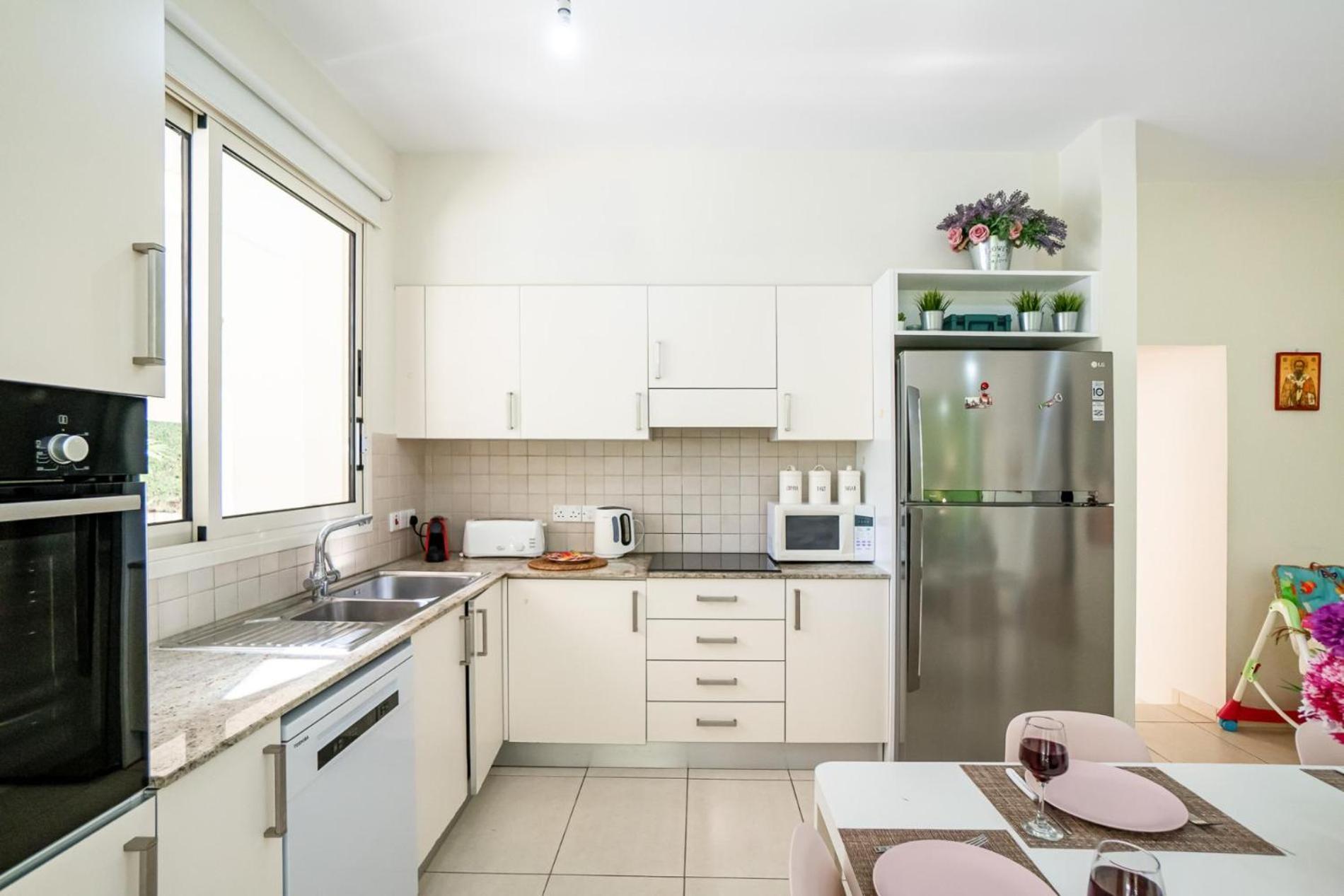 Villa Venus By Ezoria Villas เปร์โวเลีย ภายนอก รูปภาพ